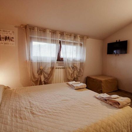 La Vineria Hotel Norcia Exterior photo